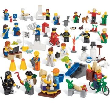 Community Minifigure Set